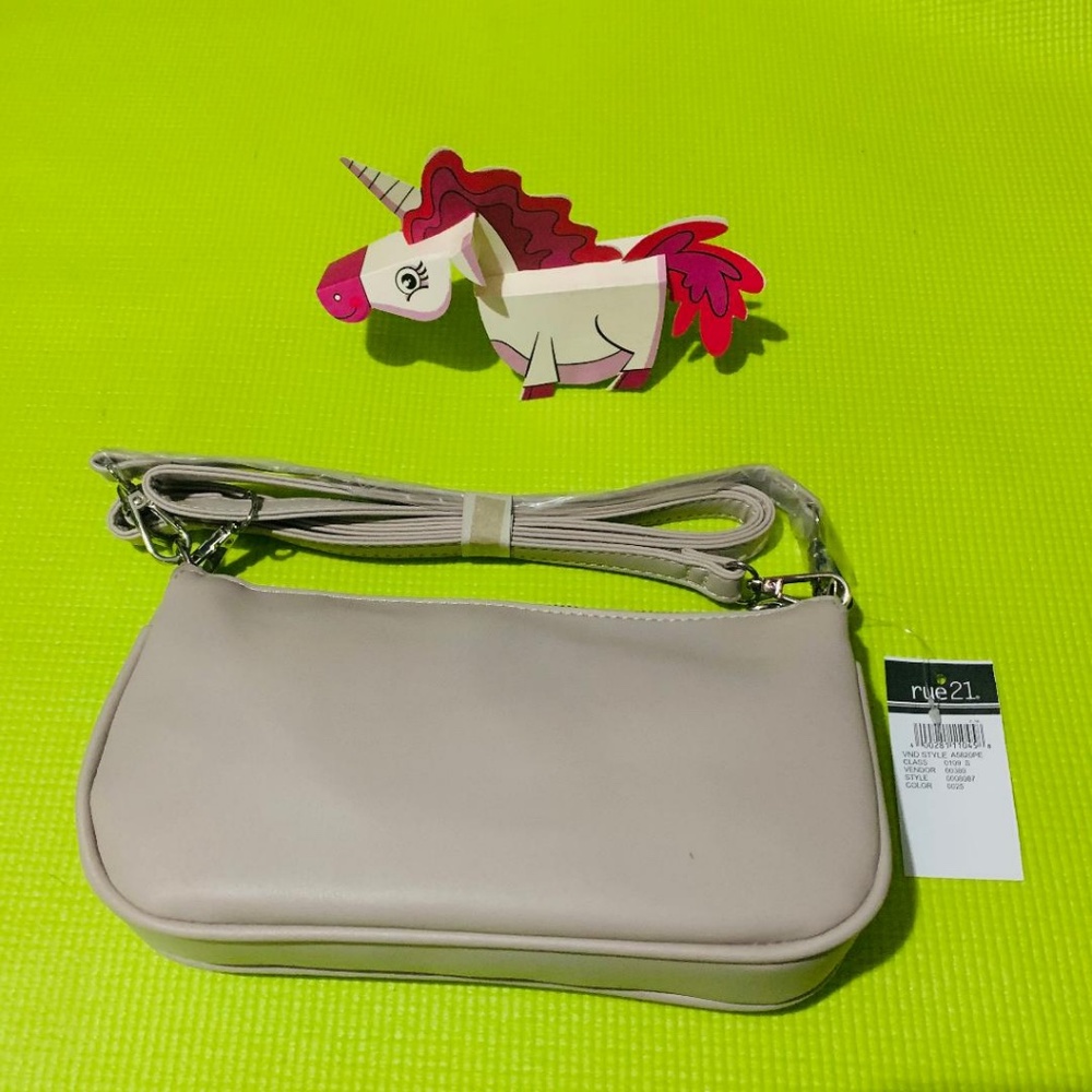TAUPE RUE 21 BAG (3 for $30) π - Picture 3 of 4